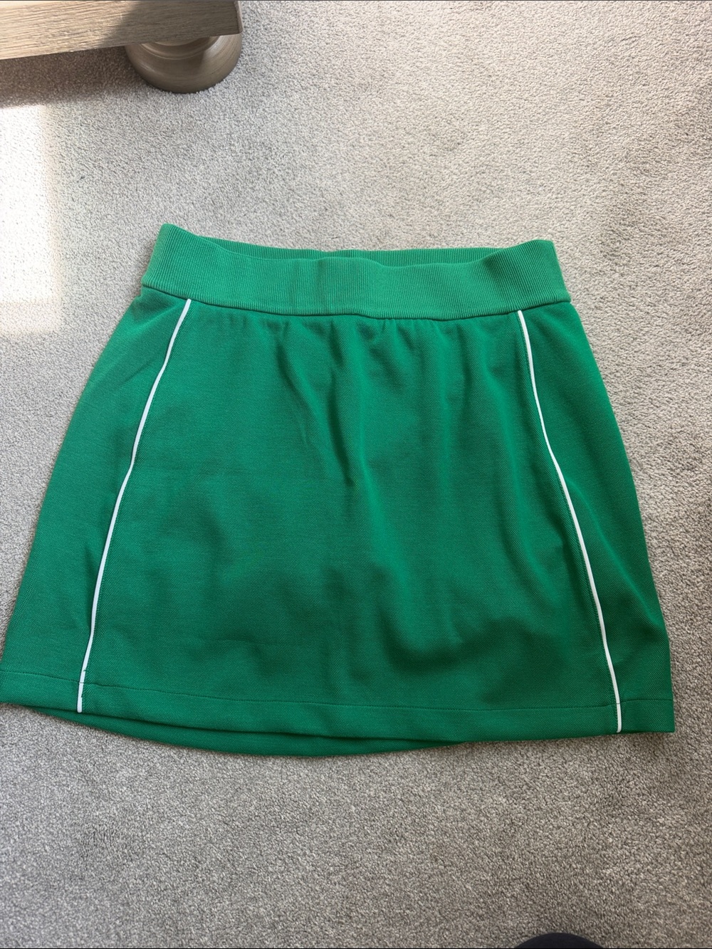 SPANX Air Essentials Green Mini Skort with White Piping